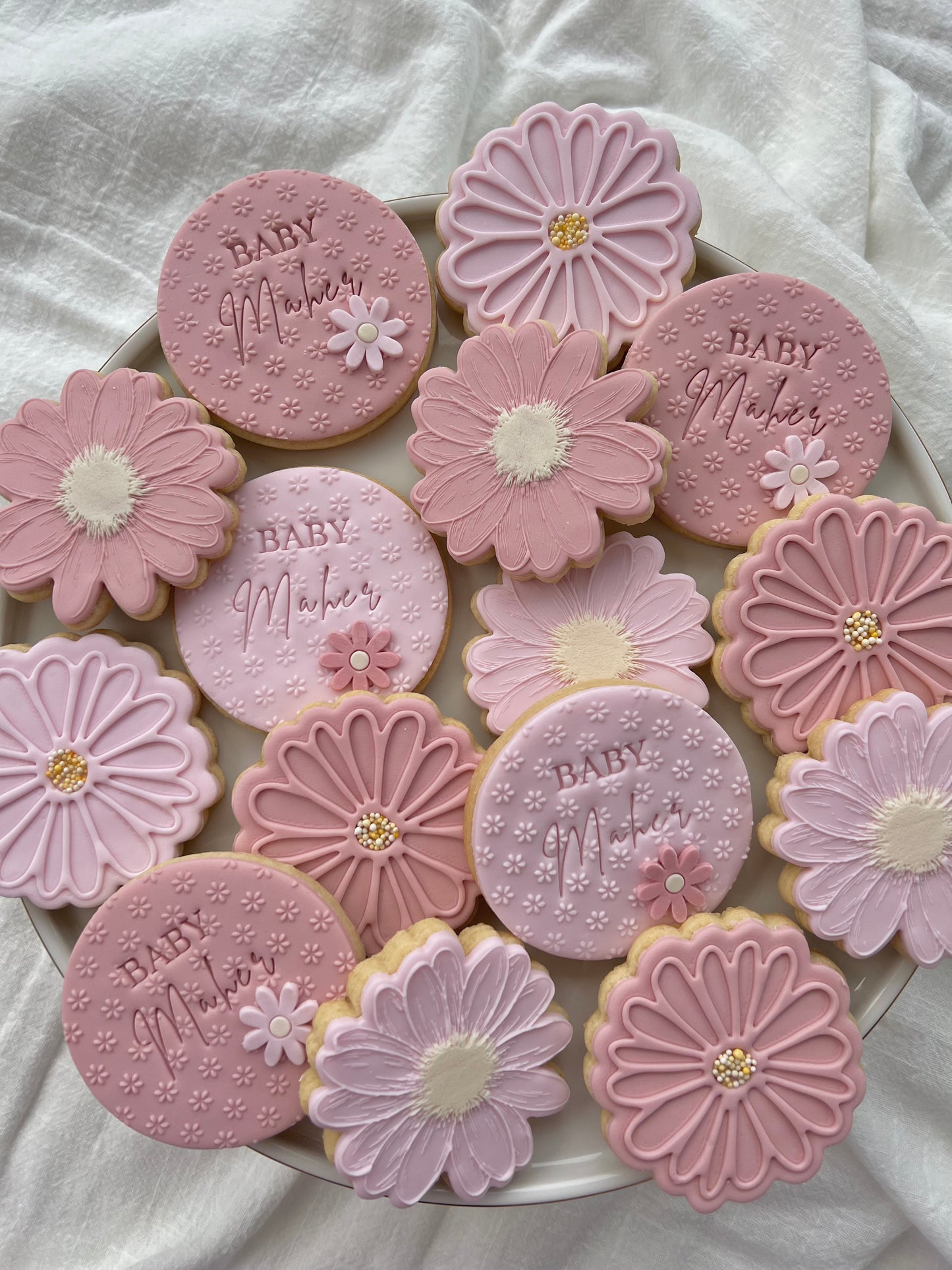 Daisy - Baby Shower Cookies
