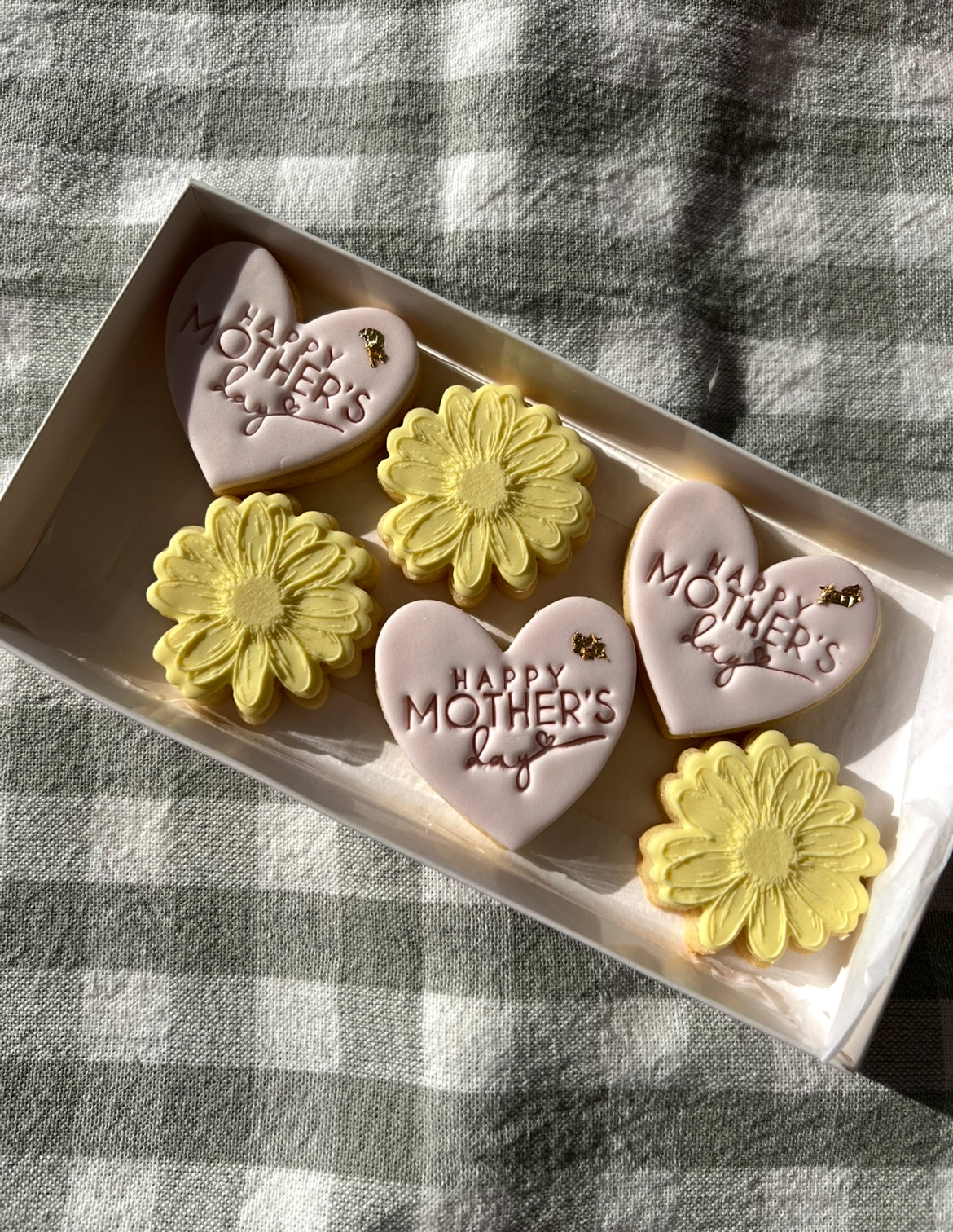 Mini Hearts & Daisies