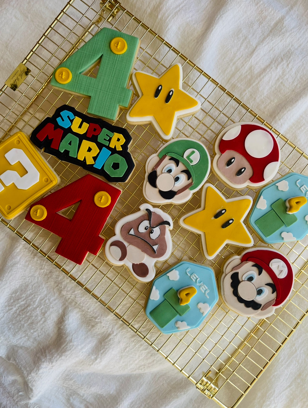 Super Mario